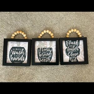 Wall hanging bathroom decor